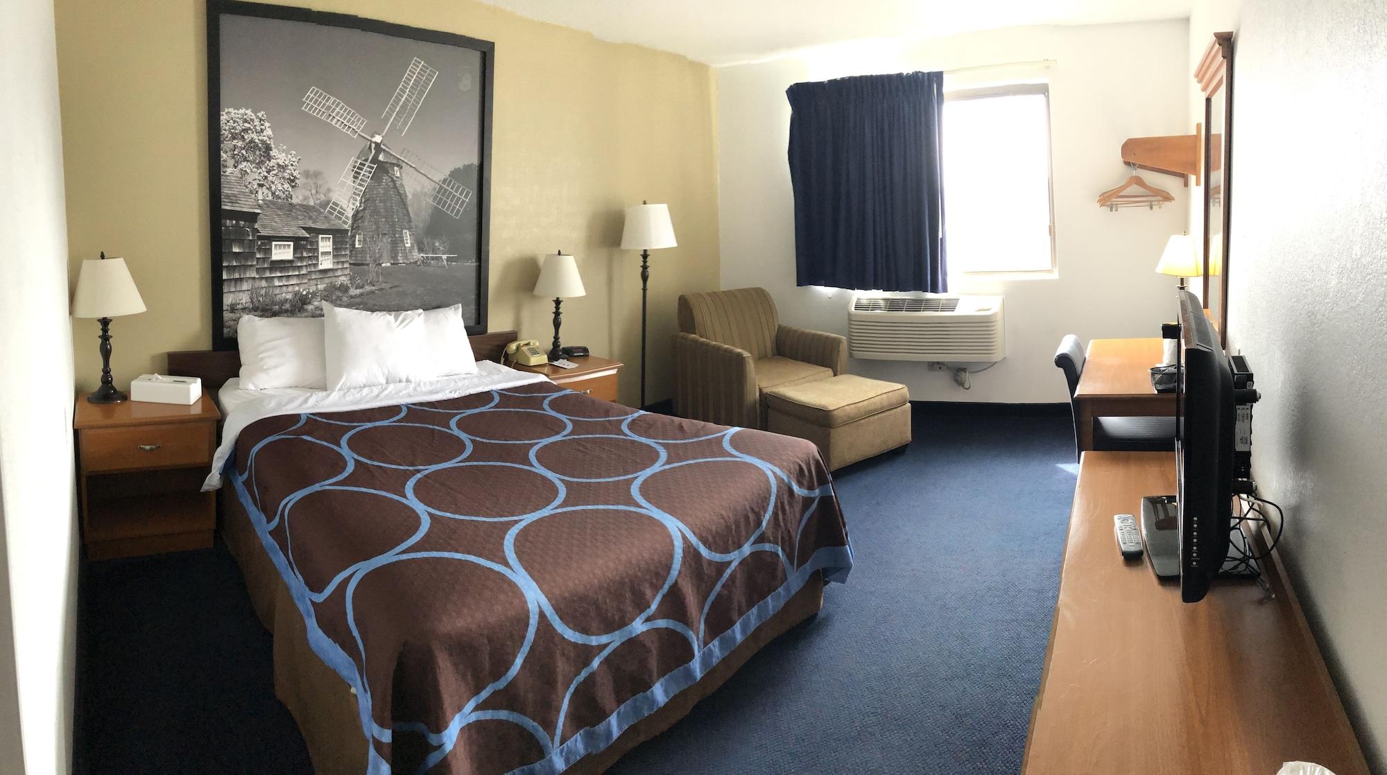 ซูเปอร์ 8 บาย วินด์แฮม มอนต์โกเมอรี เมย์บรูก Motel Montgomery ภายนอก รูปภาพ