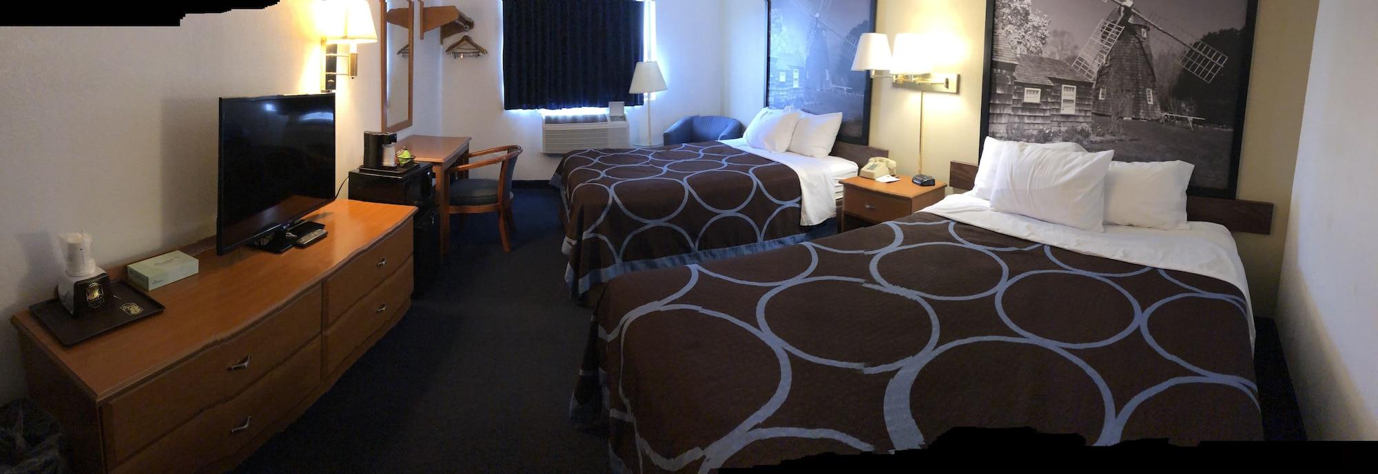 ซูเปอร์ 8 บาย วินด์แฮม มอนต์โกเมอรี เมย์บรูก Motel Montgomery ภายนอก รูปภาพ