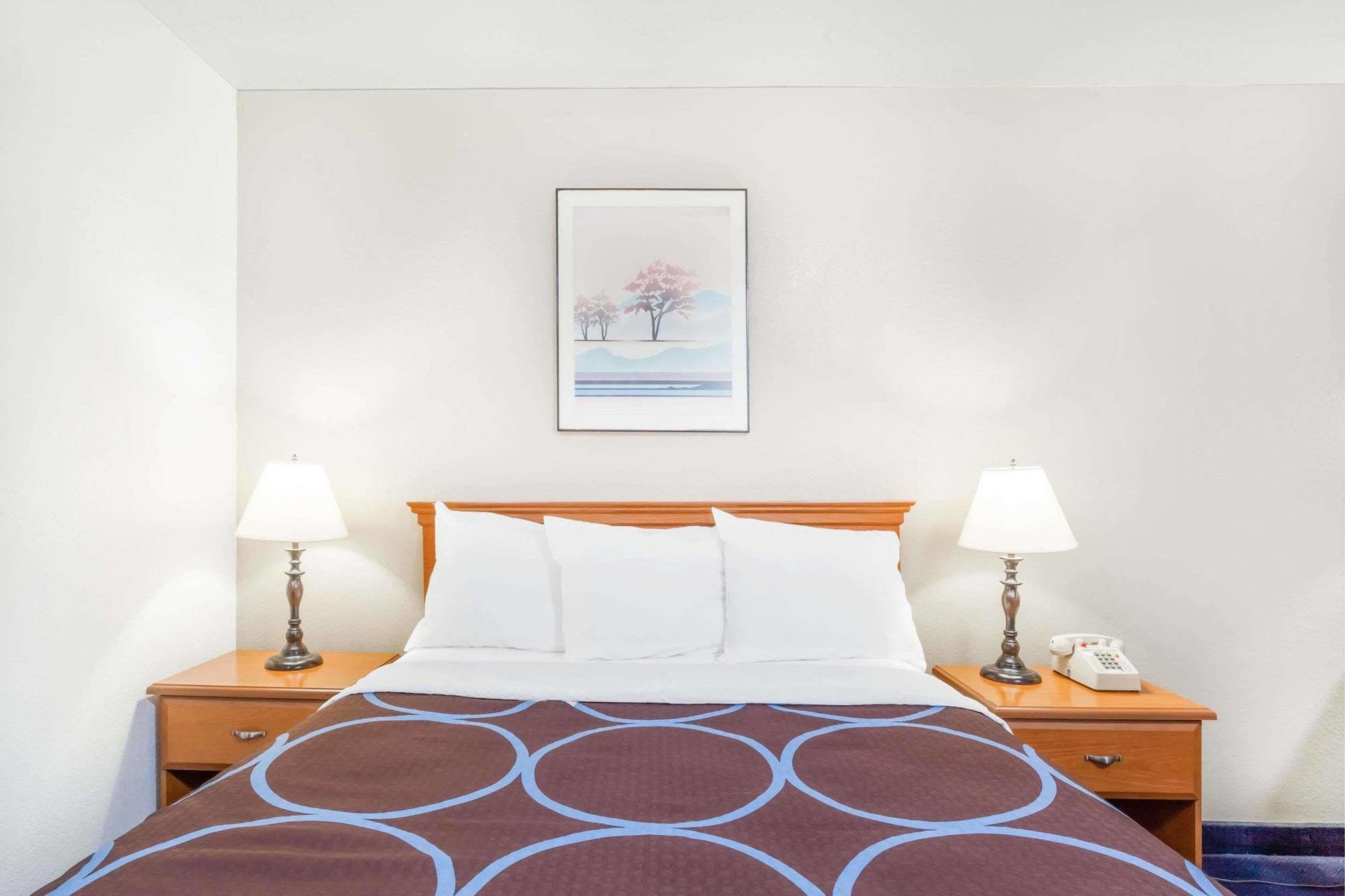 ซูเปอร์ 8 บาย วินด์แฮม มอนต์โกเมอรี เมย์บรูก Motel Montgomery ภายนอก รูปภาพ